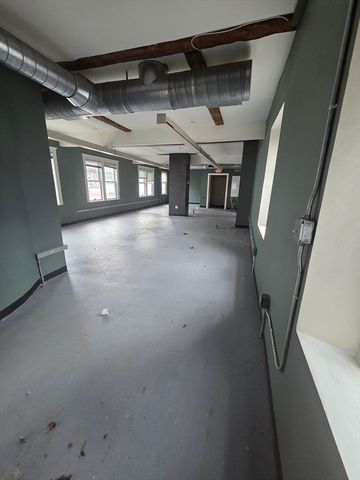 167 Boston St 1, Salem, MA 01970