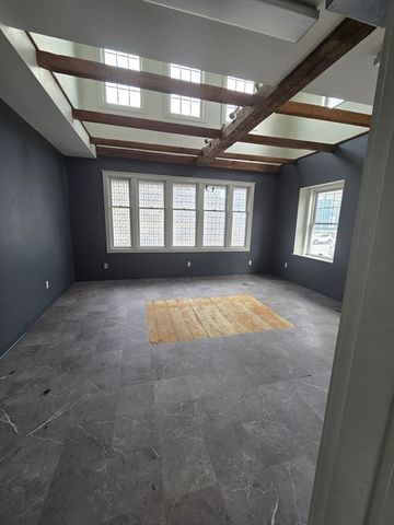 167 Boston St 1, Salem, MA 01970