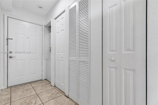 520 SW 5th St 203, Miami, FL 33130