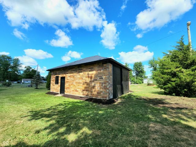 6138 Clinton Street, Stilesville, IN 46180