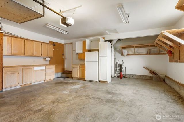 14414 4th Avenue Ct E, Tacoma, WA 98445