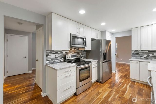 14414 4th Avenue Ct E, Tacoma, WA 98445