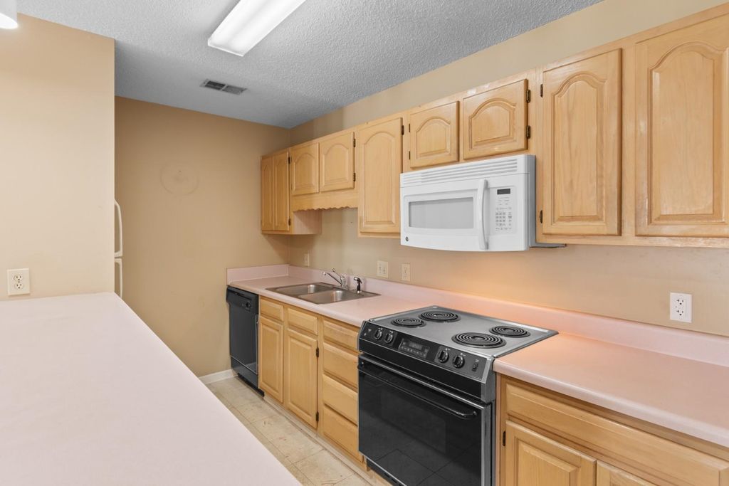 218 Double Eagle Dr. E2, Myrtle Beach, SC 29575 — photo 3