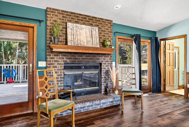 7009 Barber CIRCLE, West Bend, WI 53090