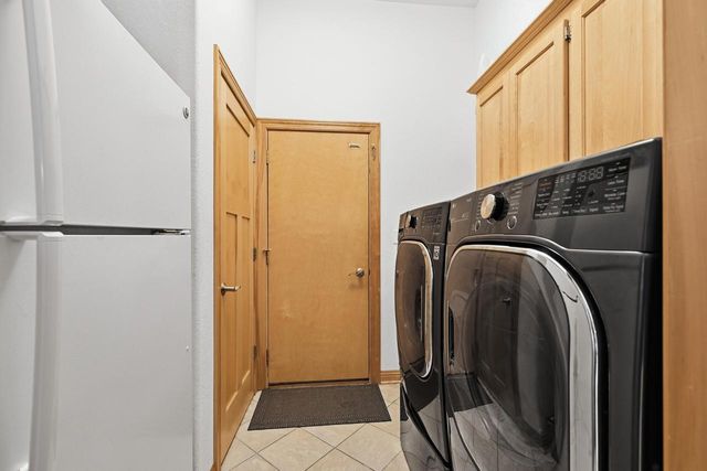 645 Talon TRAIL, Brookfield, WI 53045