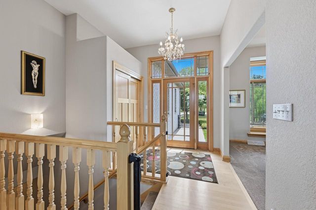 645 Talon TRAIL, Brookfield, WI 53045