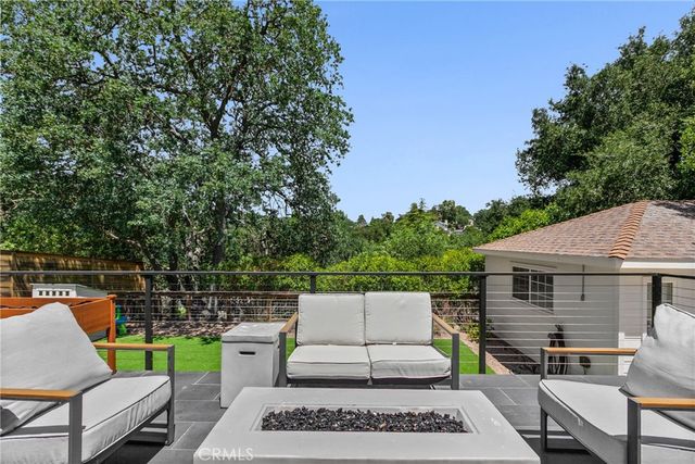 45 Ridgeview Court, Paso Robles, CA 93446