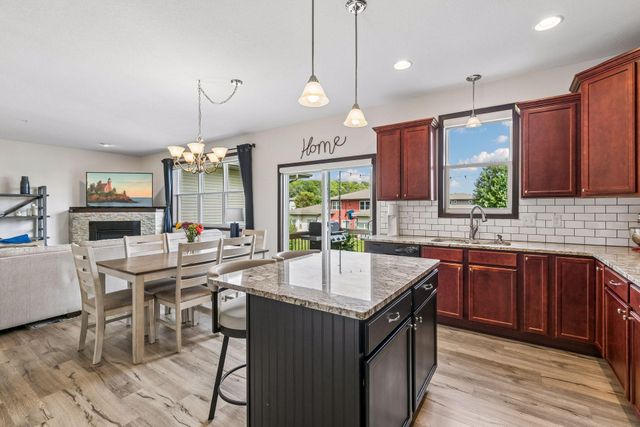 1226 Vernon Drive, Carver, MN 55315