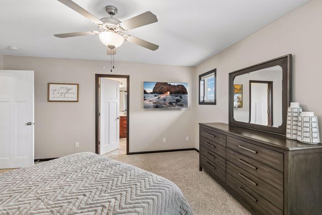 1226 Vernon Drive, Carver, MN 55315
