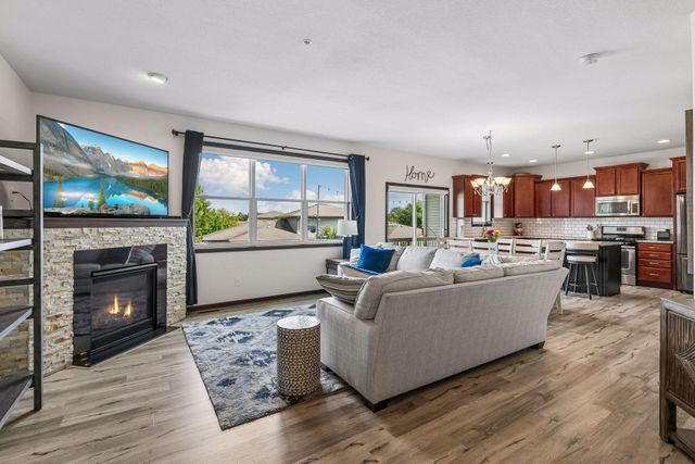 1226 Vernon Drive, Carver, MN 55315