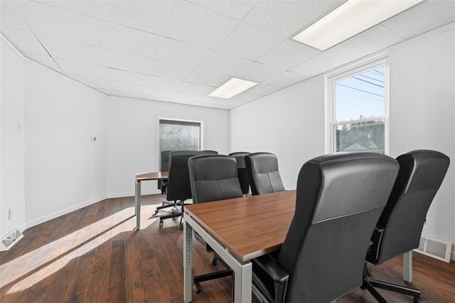 2404 Saw Mill Run Blvd, Overbrook, PA 15234