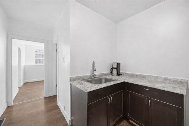 2404 Saw Mill Run Blvd, Overbrook, PA 15234