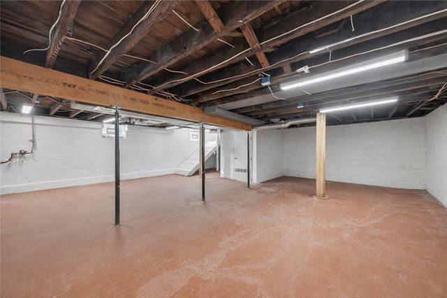 2404 Saw Mill Run Blvd, Overbrook, PA 15234