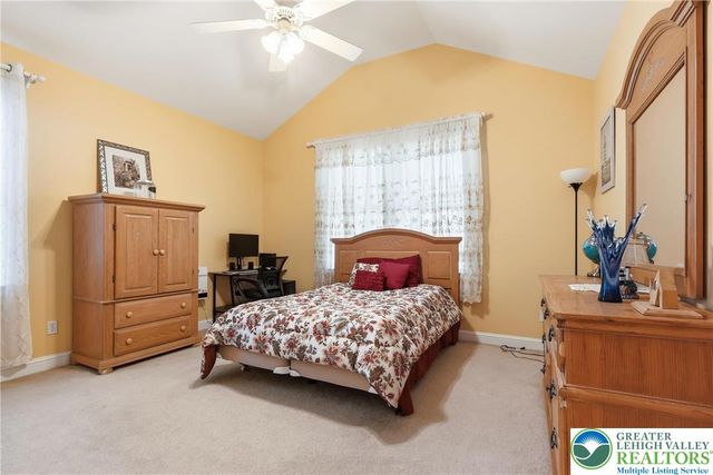 5217 Cider Press Road, North Whitehall Twp, PA 18078