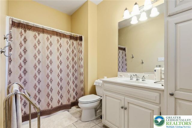 5217 Cider Press Road, North Whitehall Twp, PA 18078