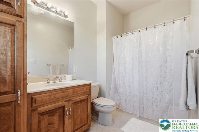 5217 Cider Press Road, North Whitehall Twp, PA 18078