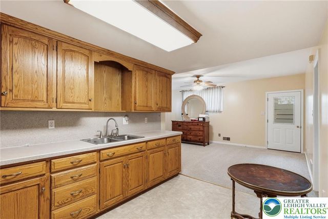 5217 Cider Press Road, North Whitehall Twp, PA 18078