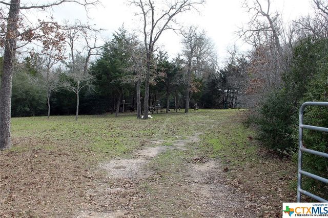 8729 E Fm 20, Dale, TX 78616