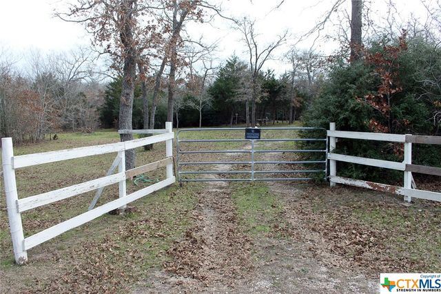 8729 E Fm 20, Dale, TX 78616
