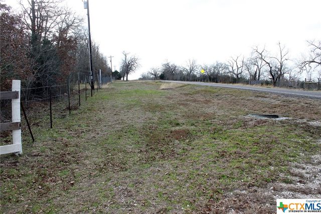 8729 E Fm 20, Dale, TX 78616
