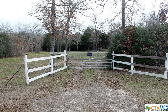 8729 E Fm 20, Dale, TX 78616