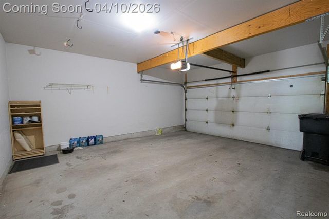 68 W Bethune Street, Detroit, MI 48202