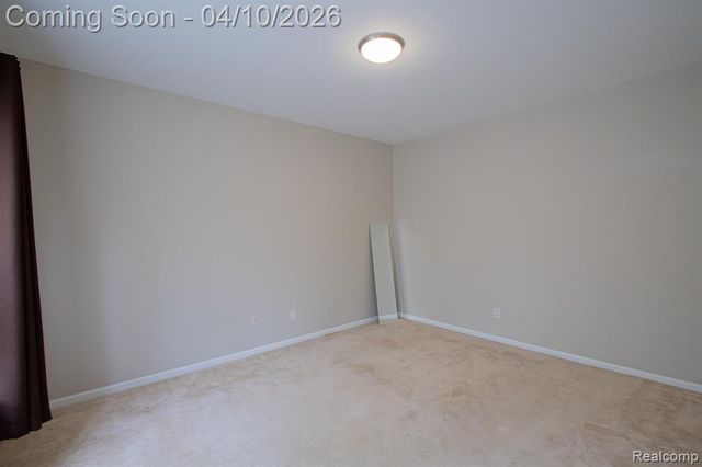 68 W Bethune Street, Detroit, MI 48202