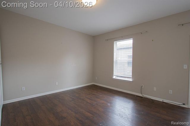 68 W Bethune Street, Detroit, MI 48202