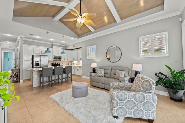 226 SAPPHIRE LAKE DRIVE 201, Bradenton, FL 34209