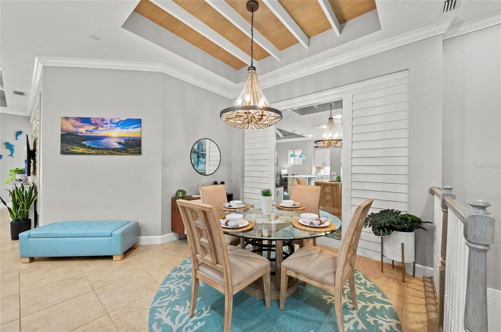 Image 15 of property listing at 226 SAPPHIRE LAKE DRIVE 201, Bradenton, FL 34209