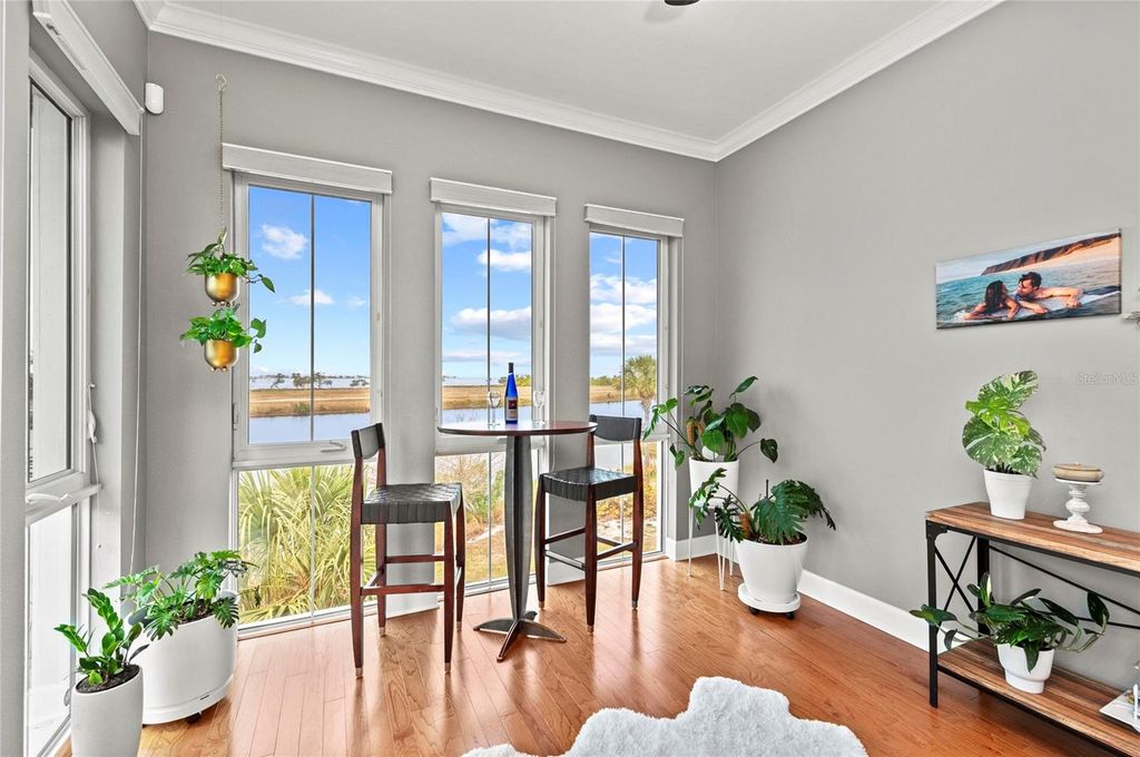 Image 31 of property listing at 226 SAPPHIRE LAKE DRIVE 201, Bradenton, FL 34209