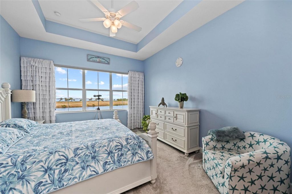 Image 35 of property listing at 226 SAPPHIRE LAKE DRIVE 201, Bradenton, FL 34209