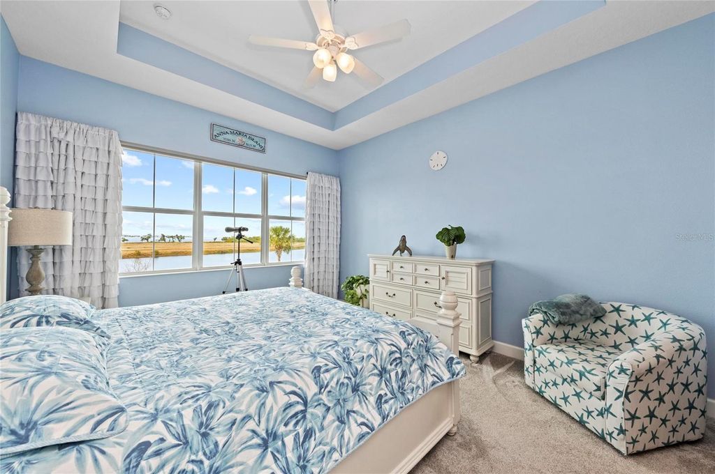 Image 37 of property listing at 226 SAPPHIRE LAKE DRIVE 201, Bradenton, FL 34209