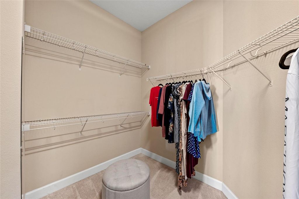 Image 45 of property listing at 226 SAPPHIRE LAKE DRIVE 201, Bradenton, FL 34209