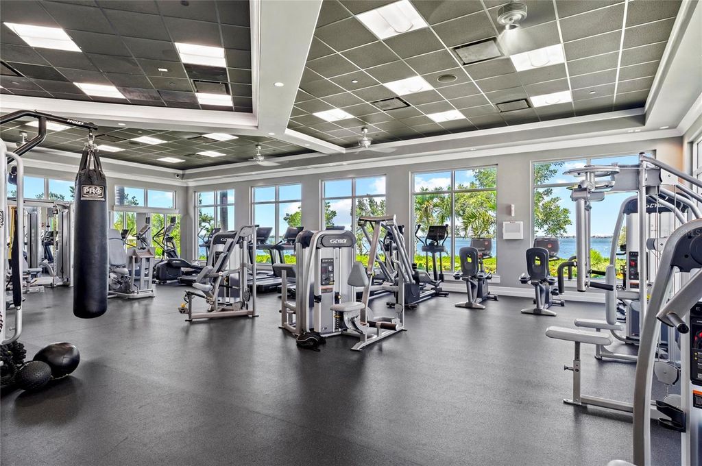 Image 71 of property listing at 226 SAPPHIRE LAKE DRIVE 201, Bradenton, FL 34209