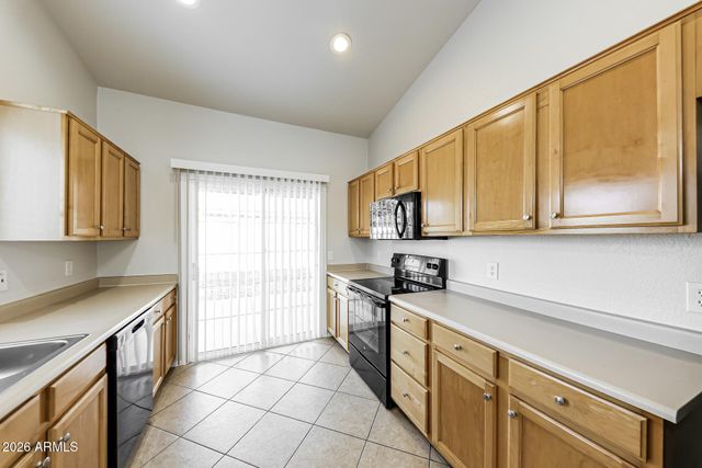 4015 W ROSE GARDEN Lane, Glendale, AZ 85308