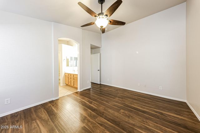 4015 W ROSE GARDEN Lane, Glendale, AZ 85308