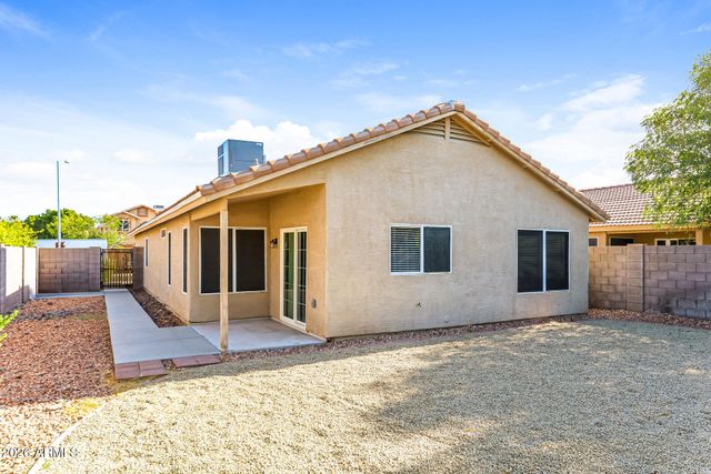 4015 W ROSE GARDEN Lane, Glendale, AZ 85308