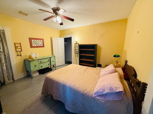 13 Prospect Street, Rockingham, VT 05101