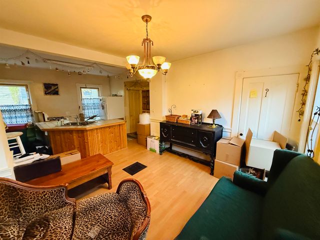 13 Prospect Street, Rockingham, VT 05101