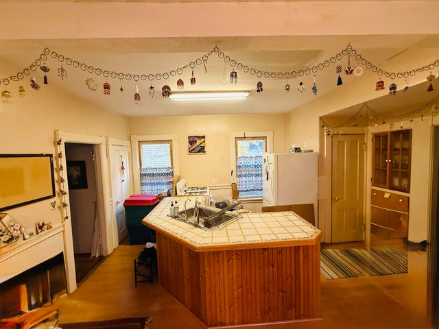 13 Prospect Street, Rockingham, VT 05101