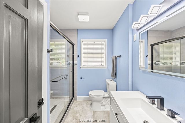 2411 Airline Drive, Brenham, TX 77833
