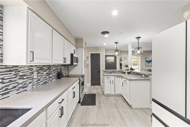 2411 Airline Drive, Brenham, TX 77833