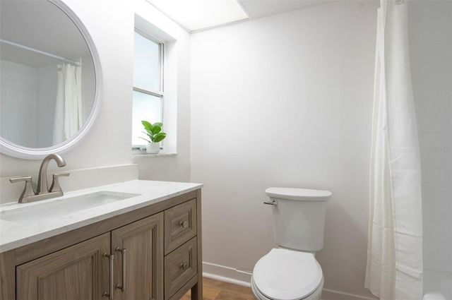 4725 COVE CIRCLE 207, St Petersburg, FL 33708