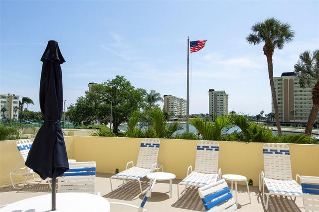 4725 COVE CIRCLE 207, St Petersburg, FL 33708