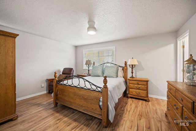 116 Fay Ln, Nampa, ID 83686
