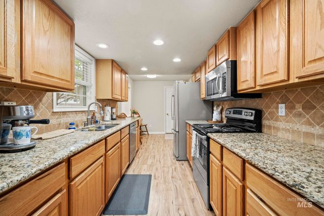 116 Fay Ln, Nampa, ID 83686