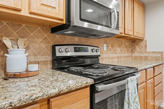 116 Fay Ln, Nampa, ID 83686
