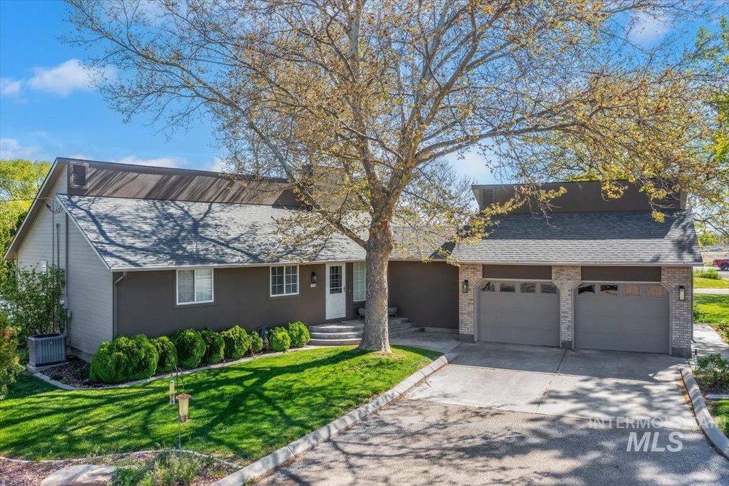 116 Fay Ln, Nampa, ID 83686