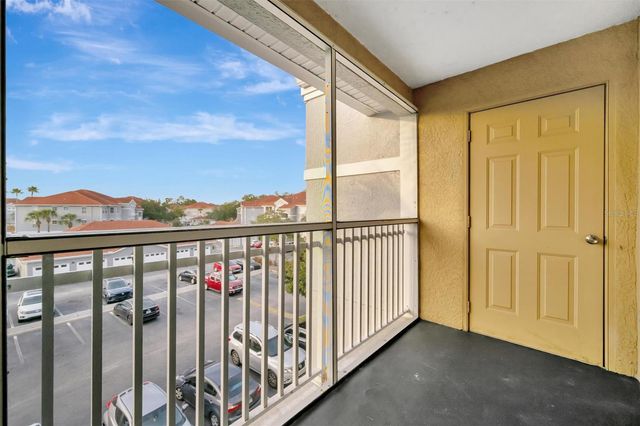 18001 RICHMOND PLACE DRIVE 437, Tampa, FL 33647